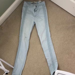 Hollister High-Waister Skinny Jeans